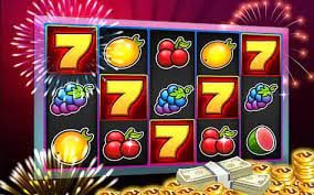 Philippine player on smartphone reviewing tableplus 5 promotion offers and bonus terms